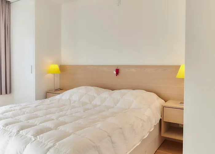 Lecomte - The Shoreline 74 * Ostend