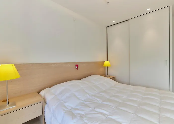 Lecomte - The Shoreline 74